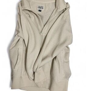 American Eagle Outfitters lived in crew